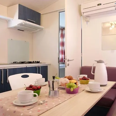 Holiday home In With Terrace And Wi-fi Pula