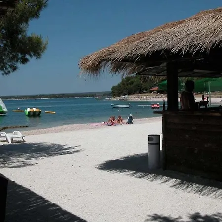 Holiday home In With Terrace And Wi-fi Pula